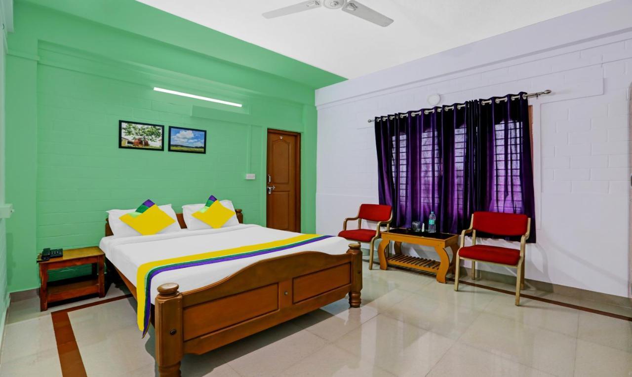 Itsy By Treebo - Iha Comforts With Mountain View Madikeri Exterior photo