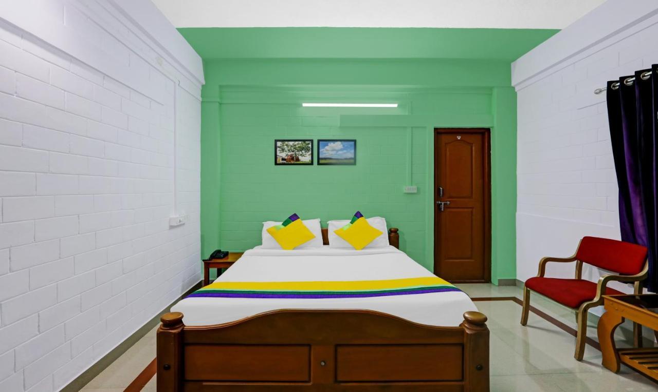 Itsy By Treebo - Iha Comforts With Mountain View Madikeri Exterior photo